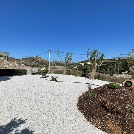 Allagiannis Group Apartments Markopoulo Mesogaias Bagian luar foto