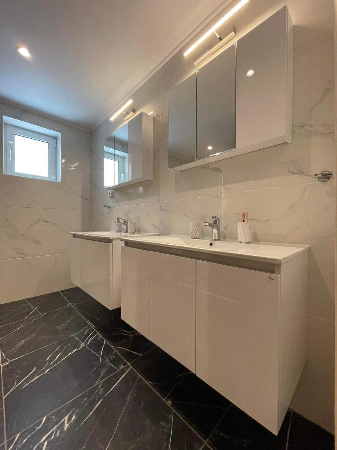 Allagiannis Group Apartments Markopoulo Mesogaias Bagian luar foto