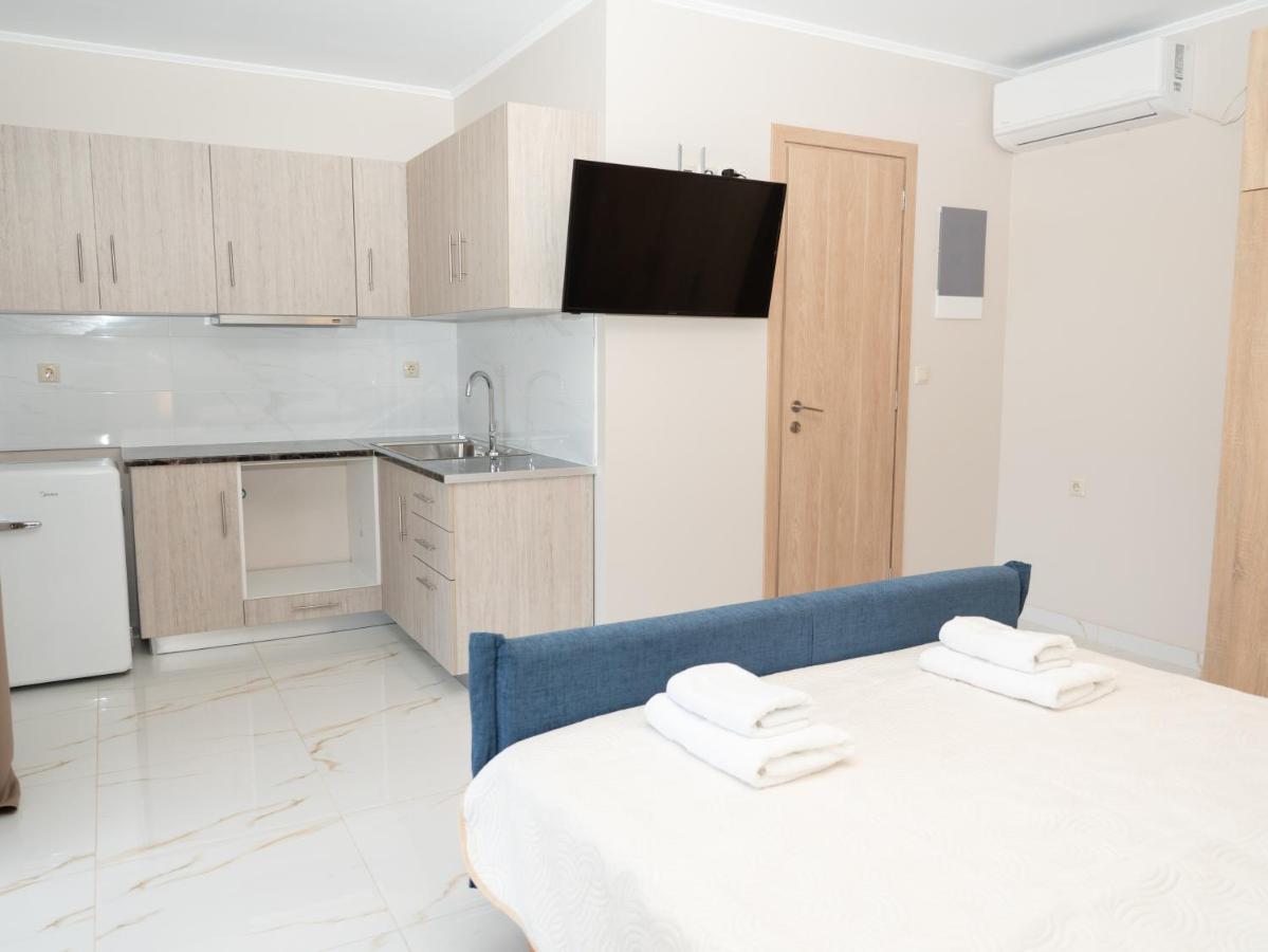 Allagiannis Group Apartments Markopoulo Mesogaias Bagian luar foto