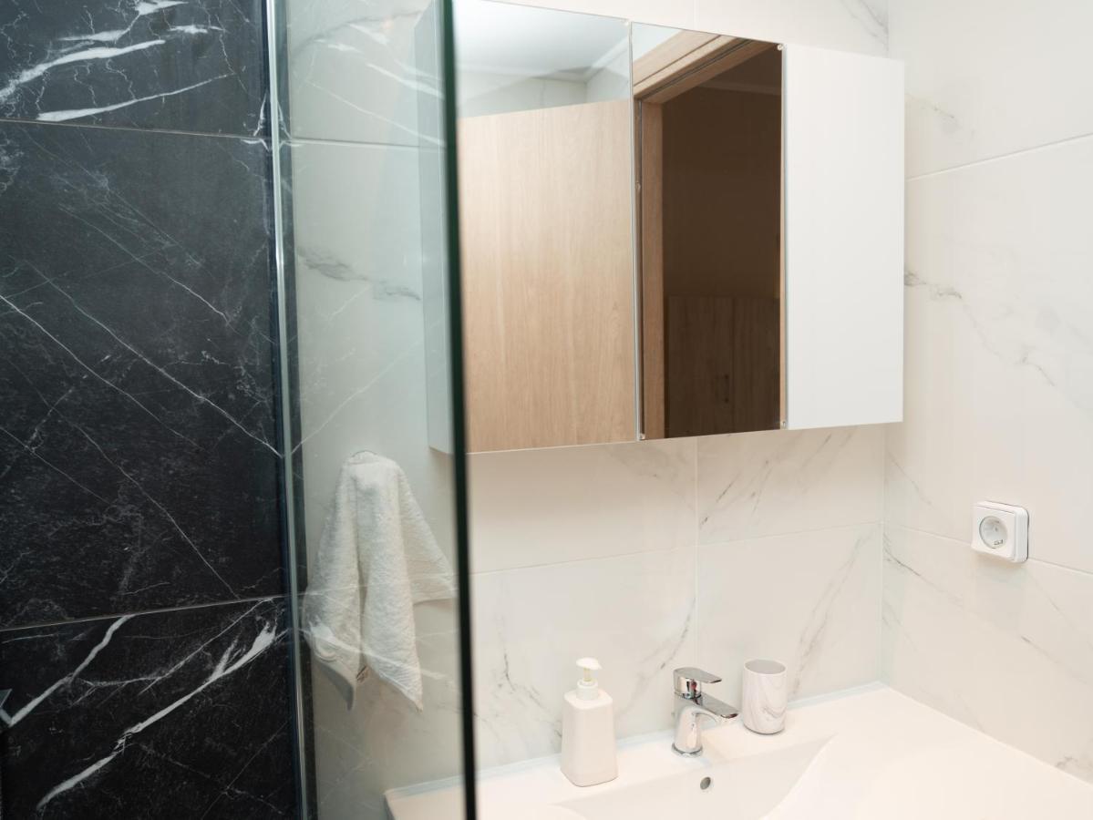 Allagiannis Group Apartments Markopoulo Mesogaias Bagian luar foto