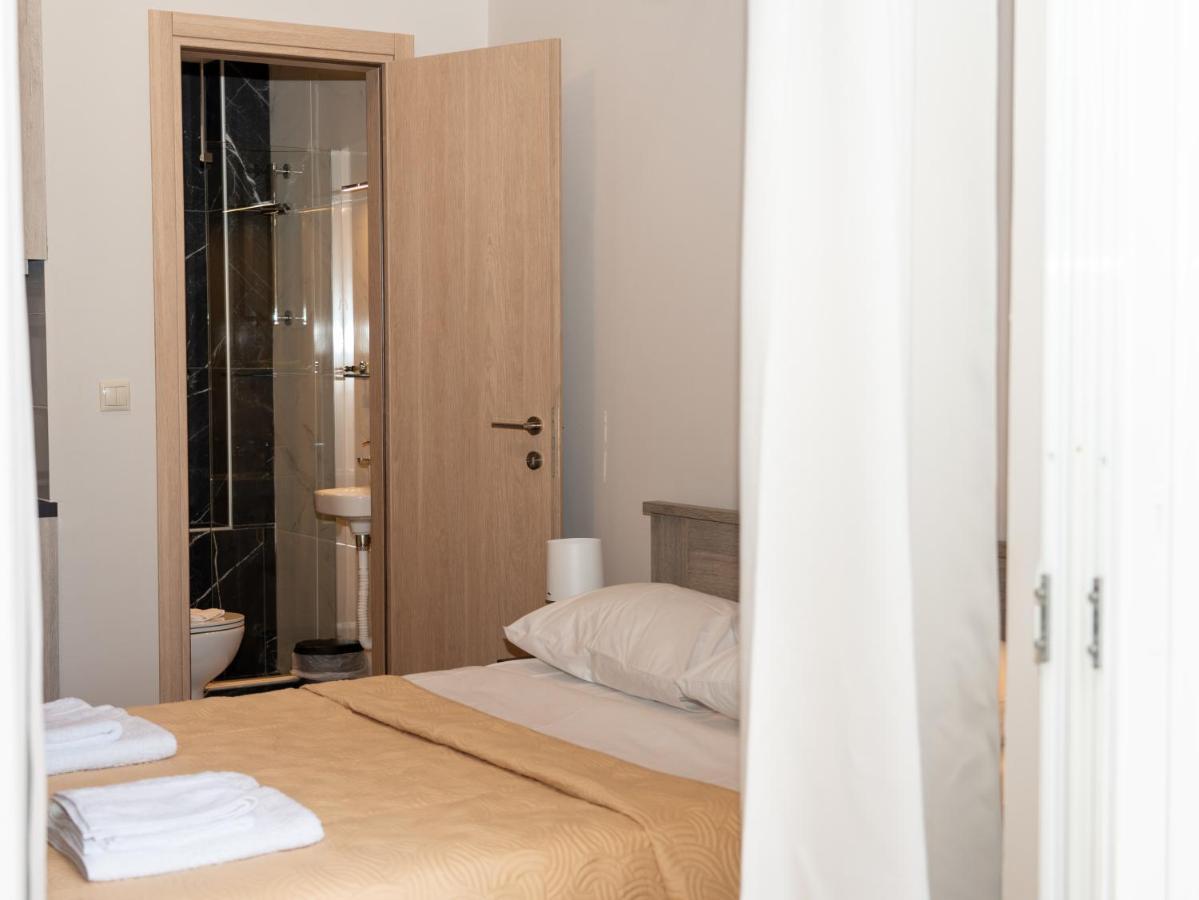 Allagiannis Group Apartments Markopoulo Mesogaias Bagian luar foto