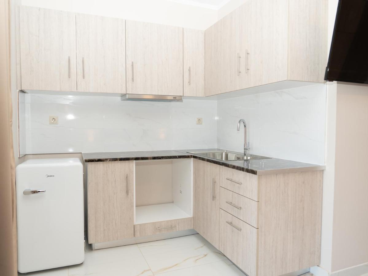 Allagiannis Group Apartments Markopoulo Mesogaias Bagian luar foto