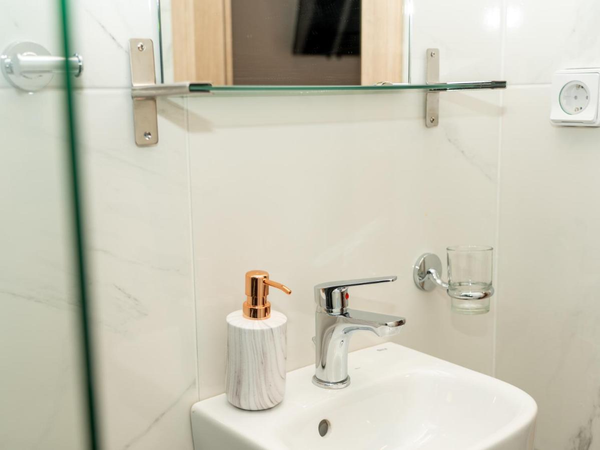 Allagiannis Group Apartments Markopoulo Mesogaias Bagian luar foto