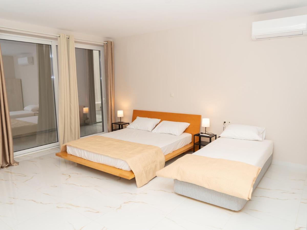 Allagiannis Group Apartments Markopoulo Mesogaias Bagian luar foto